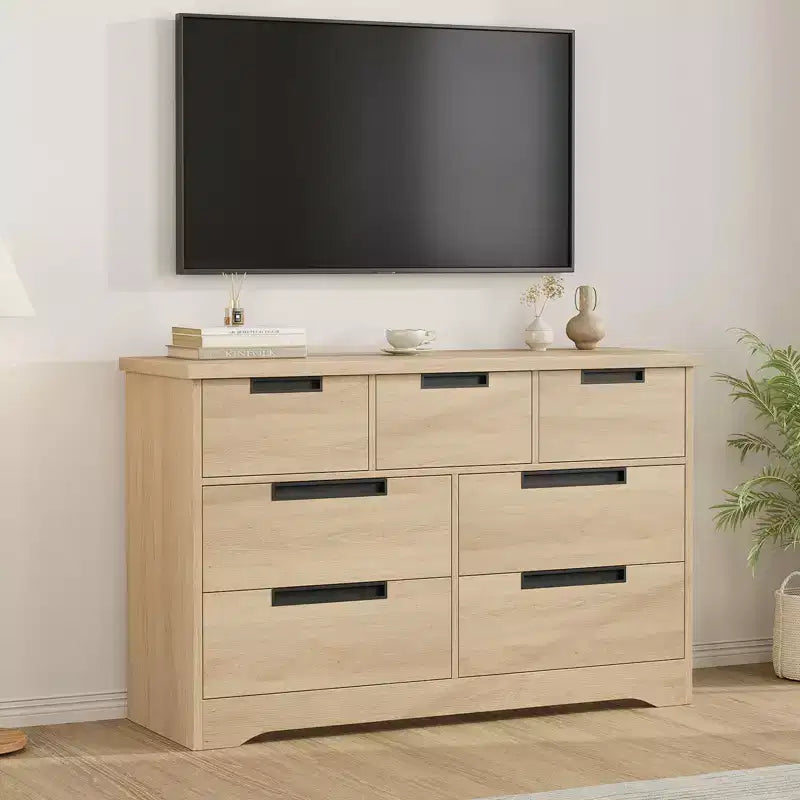 Natural Wood 7-Drawer Dresser with Embedded Handles, Single User